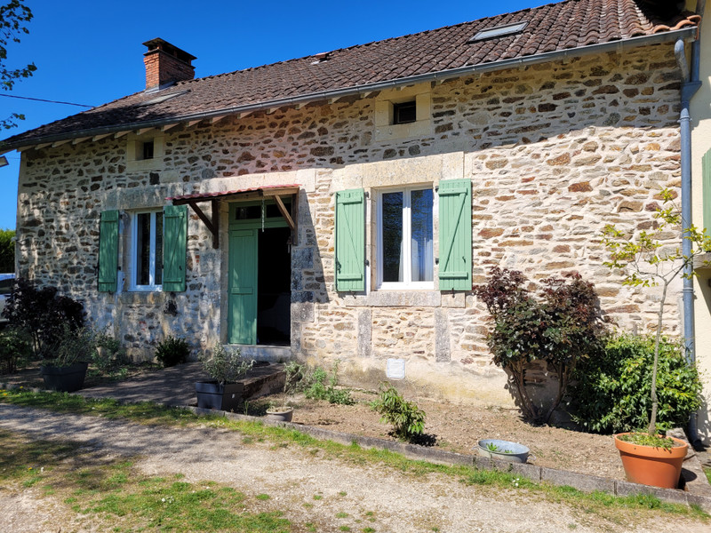 French property for sale in Saint-Jory-de-Chalais, Dordogne - €372,350 - photo 7