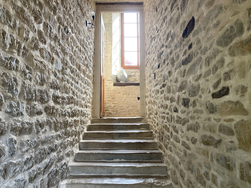 French property for sale in Payroux, Vienne - €246,000 - photo 3