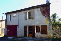Maison à vendre à Montbron, Charente - 99.000 € - photo 15