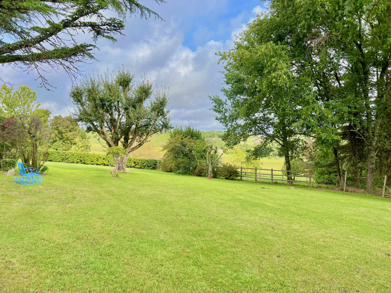 French property for sale in Bussac, Dordogne - €477,000 - photo 14