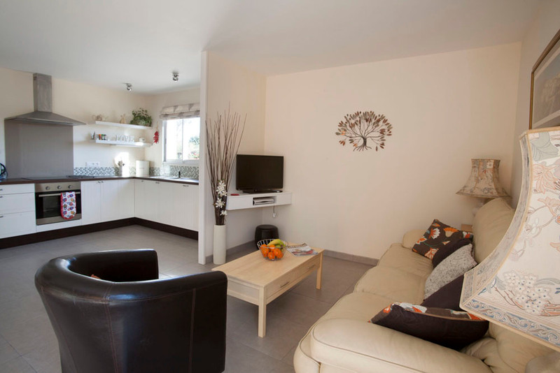French property for sale in Cébazan, Hérault - €215,000 - photo 6