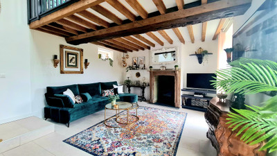 French property for sale in Couesmes-Vaucé, Mayenne - €199,500 - photo 2