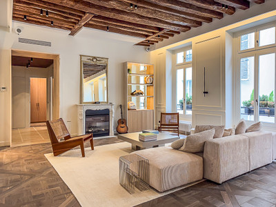French property for sale in Paris 4e Arrondissement, Paris - €2,250,000 - photo 3