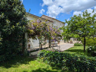 house for sale in Charente