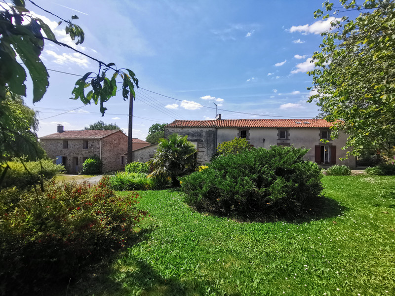French property for sale in Saint-Pierre-du-Chemin, Vendée - €189,000 - photo 7