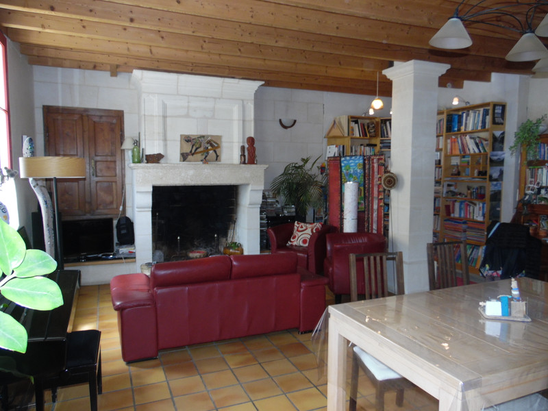 French property for sale in Asques, Gironde - €297,000 - photo 3