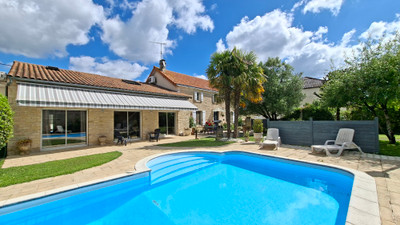 Maison à vendre à La Faye, Charente, Poitou-Charentes, avec Leggett Immobilier