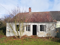 Maison à vendre à Château-Chinon (Ville), Nièvre - 21 600 € - photo 1