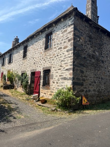 French property for sale in Paulhac, Cantal - €93,000 - photo 1
