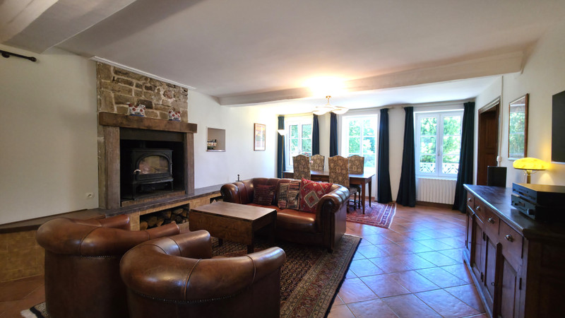 Propriété à vendre à Athis-Val de Rouvre, Orne - 446 808 €