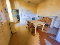 Maison à vendre à Ruffec, Charente - 158.050 € - photo 6