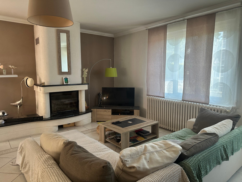 French property for sale in Clairac, Lot-et-Garonne - €212,500 - photo 2
