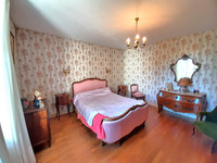 Maison à vendre à Saint-Séverin, Charente - 233.200 € - photo 7
