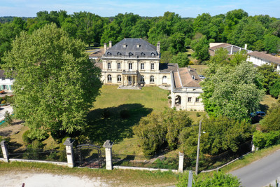 chateau for sale in Gironde