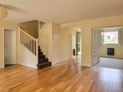 French property for sale in Chambourcy, Yvelines - €780,000 - photo 6