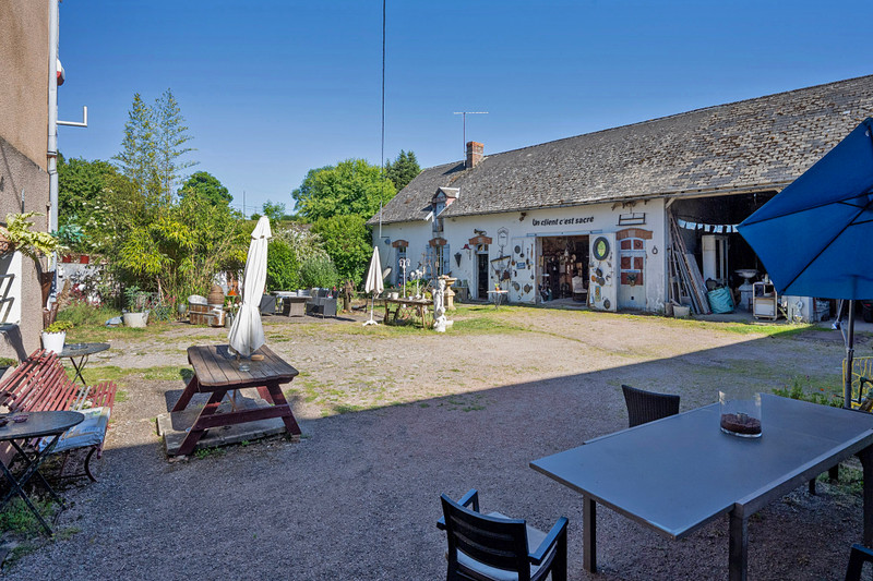 French property for sale in Saint-Didier-sur-Arroux, Saône-et-Loire - €348,500 - photo 9