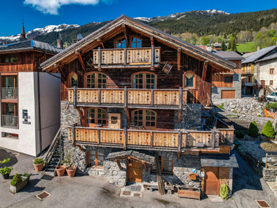 Chalet à vendre à Les Allues, Savoie, Rhône-Alpes, avec Leggett Immobilier
