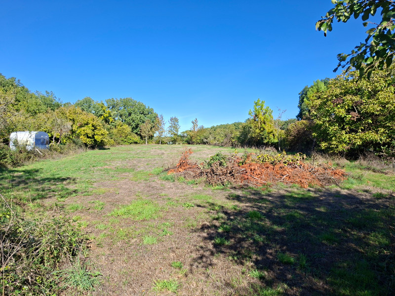 French property for sale in Chaunay, Vienne - €88,000 - photo 1