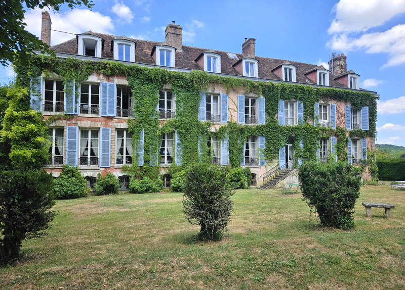 Chateau à vendre à Le Coudray-Montceaux, Essonne - 1.300.000 € - photo 1