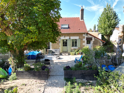 French property for sale in Selles-sur-Nahon, Indre - €110,000 - photo 1