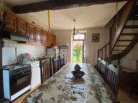 Propriété à vendre à Condat-sur-Ganaveix, Corrèze - 182 000 € - photo n°3