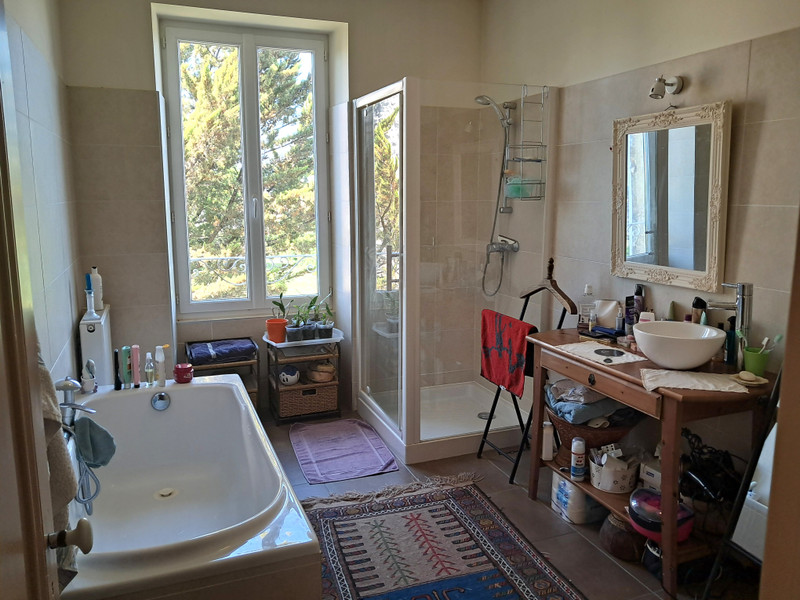 French property for sale in Samonac, Gironde - €299,900 - photo 12