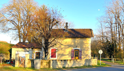 French property for sale in Saint-Germain-de-Montbron, Charente - €119,900 - photo 1