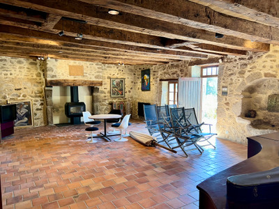 French property for sale in Saint-Estèphe, Dordogne - €350,000 - photo 8