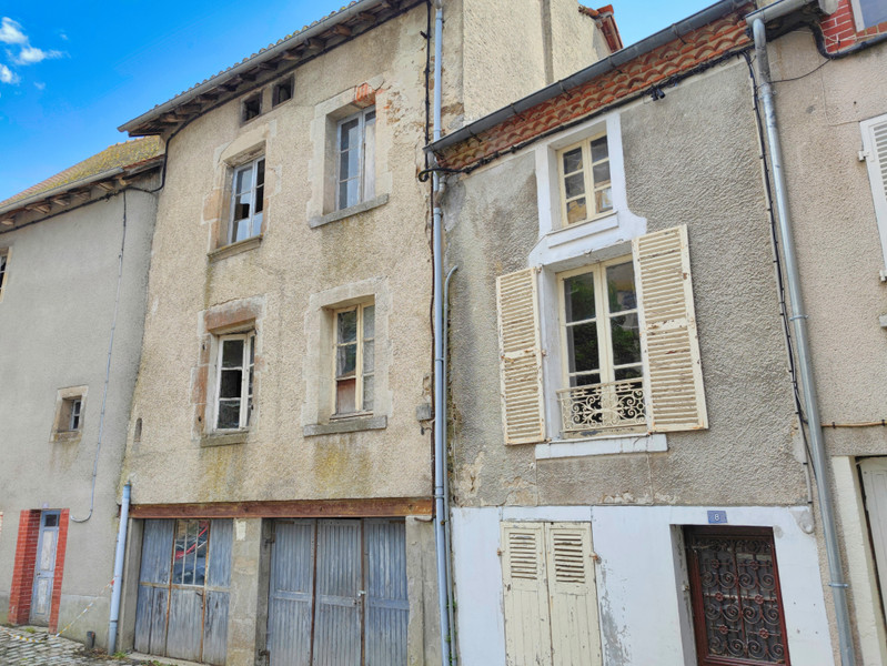 House for sale in MagnacLaval HauteVienne Finish the works and