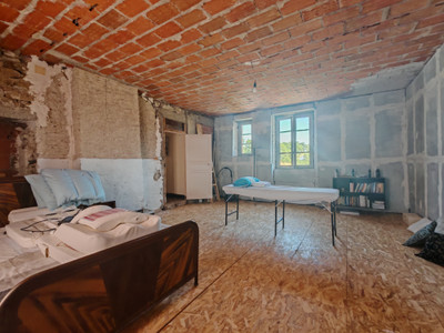 French property for sale in Saint-Priest-des-Champs, Puy-de-Dôme - €256,800 - photo 9