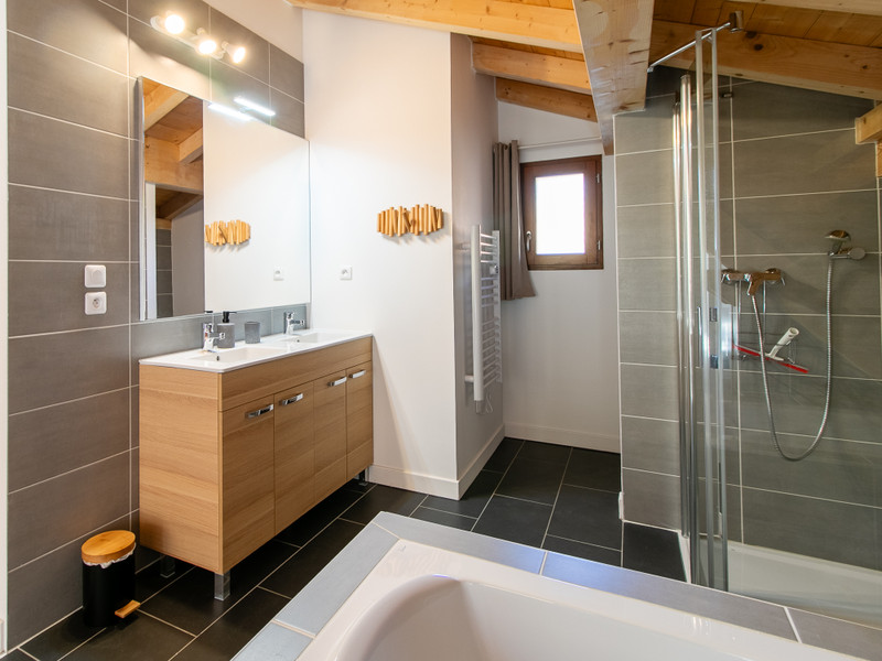 Ski property for sale in Samoens - €620,000 - photo 4