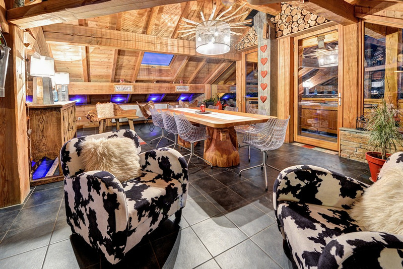 Ski property for sale in Briancon - €2,550,000 - photo 2