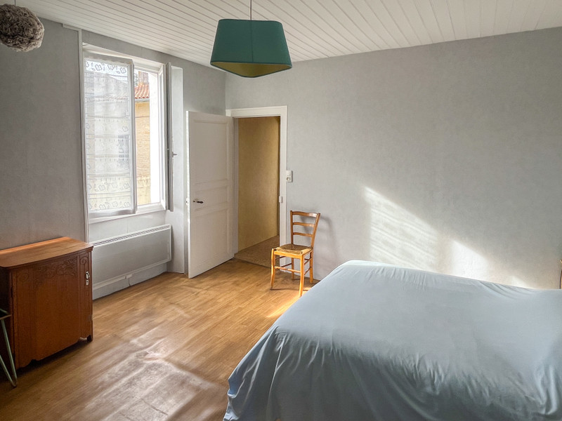 French property for sale in Mansle, Charente - €99,900 - photo 5