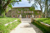 chateau for sale in Chusclan Gard Languedoc_Roussillon