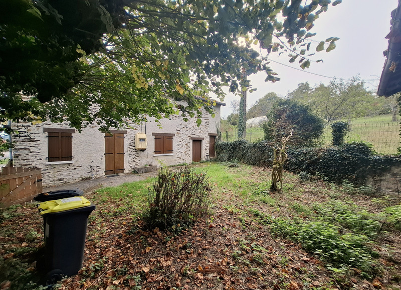 French property for sale in Aixe-sur-Vienne, Haute-Vienne - €118,525 - photo 2