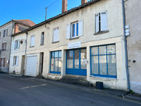 Maison à vendre à Thiviers, Dordogne - 87 000 € - photo 1