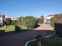 Maison à vendre à Les Mathes, Charente-Maritime - 749.500 € - photo 4