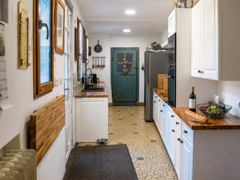 French property for sale in Confolens, Charente - €249,999 - photo 3