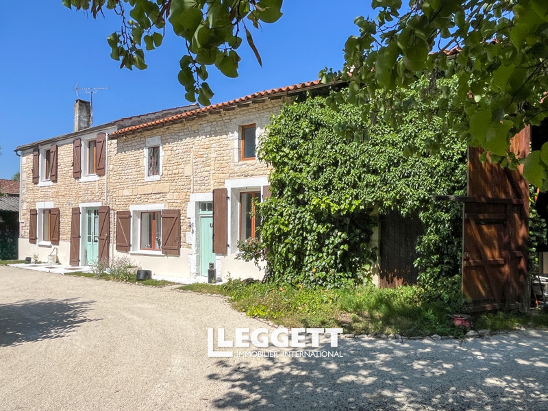 Maison 7 pièce(s), COURCÔME