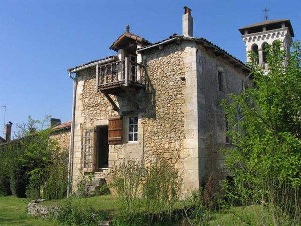 French property for sale in Creyssac, Dordogne - &#8364;256,800 - photo 3