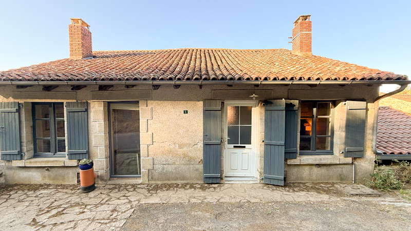 French property for sale in Dournazac, Haute-Vienne - €149,950 - photo 3