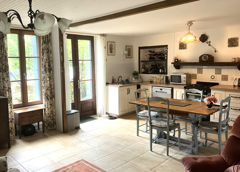 French property for sale in L'Isle-Jourdain, Vienne - €88,000 - photo 3