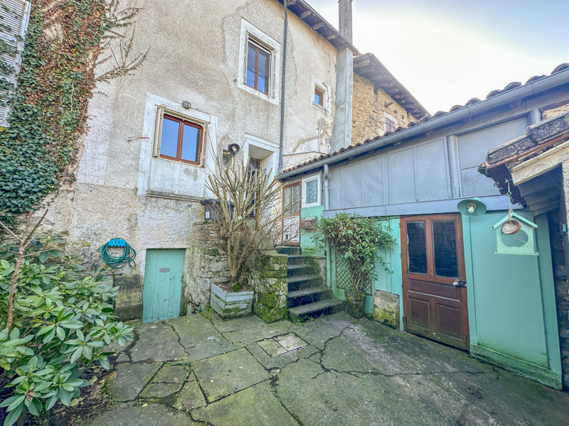 French property for sale in Châlus, Haute-Vienne - €88,000 - photo 7