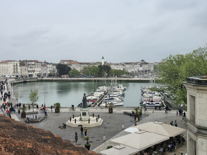 Appartement à vendre à La Rochelle, Charente-Maritime - 250.000 € - photo 1