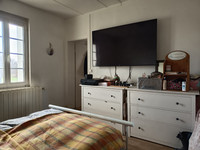Maison à vendre à Availles-Limouzine, Vienne - 84.000 € - photo 5