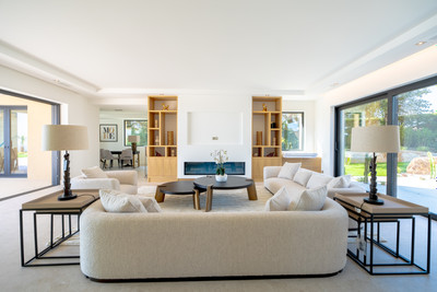 French property for sale in Sainte-Maxime, Var - €6,900,000 - photo 3