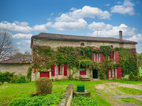 French property, houses and homes for sale in Blanzaguet-Saint-Cybard Charente Poitou_Charentes