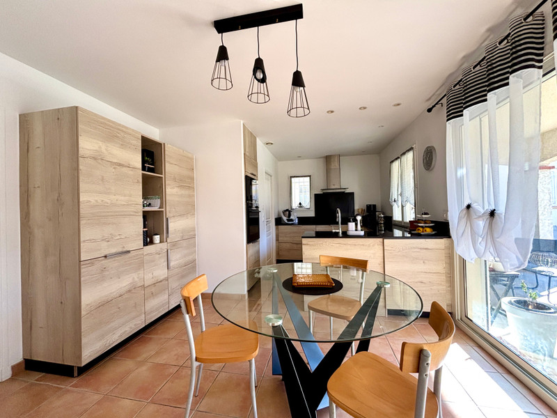 French property for sale in Vinça, Pyrénées-Orientales - €485,000 - photo 4