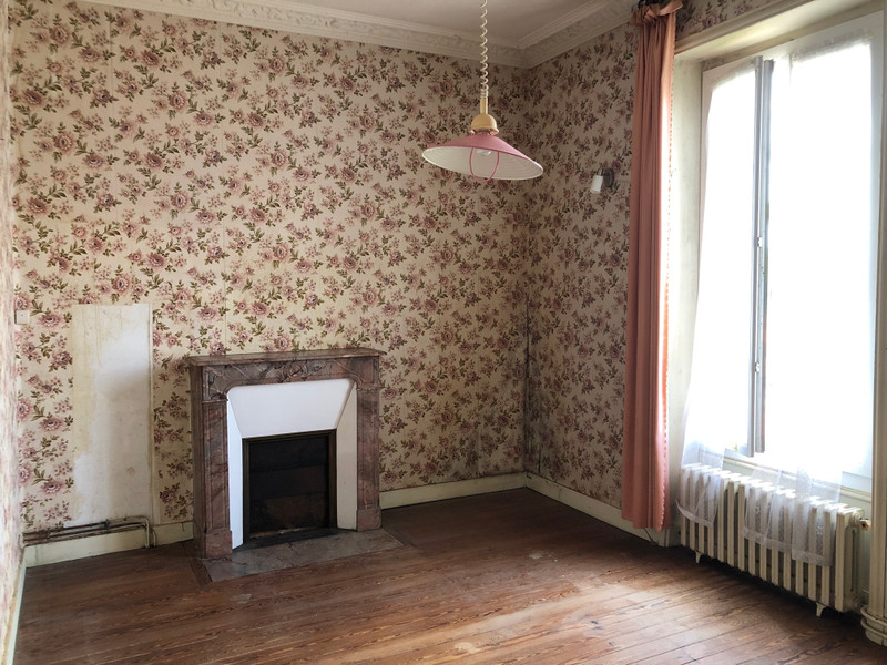 French property for sale in Saint-Fraigne, Charente - €229,999 - photo 7