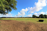 Terrain à vendre à Les Salles-Lavauguyon, Haute-Vienne - 23.000 € - photo 5